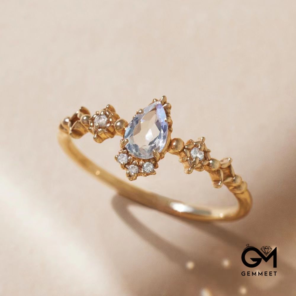 All-match Petal Lace Zircon Ring