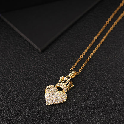 Niche Gold-plated Love Crown Clavicle Chain Metal Accessory Sweater Chain Women's Pendant Necklace