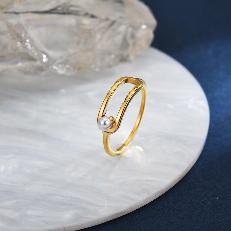 Simple Pearl Inlaid Ring