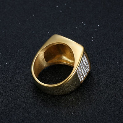 New Hip-hop HIPHOP Ring Titanium Steel Vacuum Gold-plated Synthetic Cubic Zirconia KING King Men's Ring