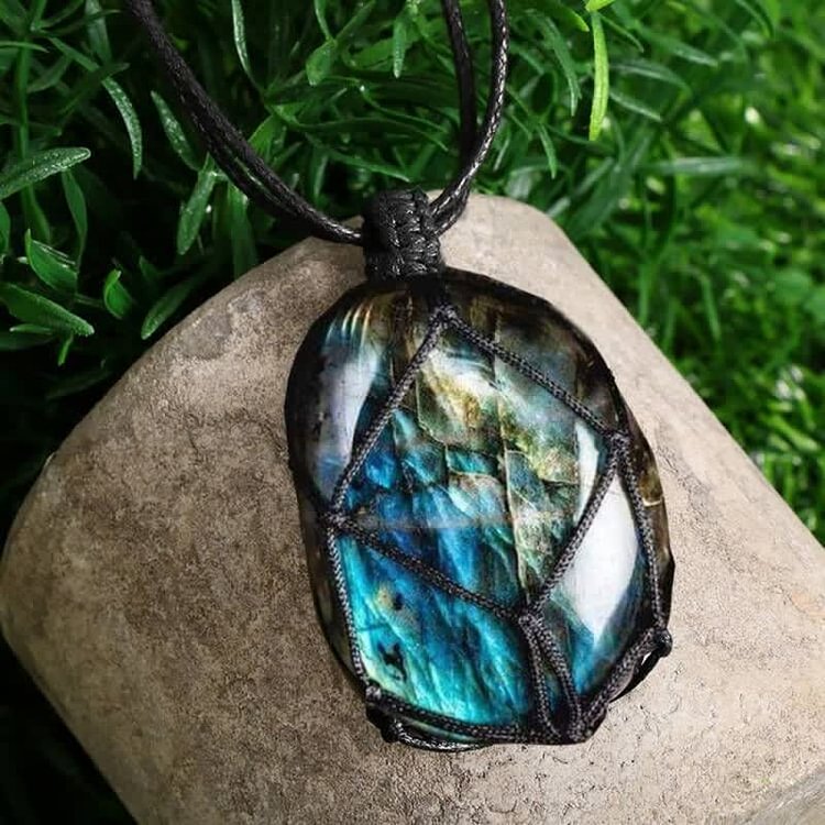 Wrapped Dragons Heart Natural Labradorite Stone Necklace