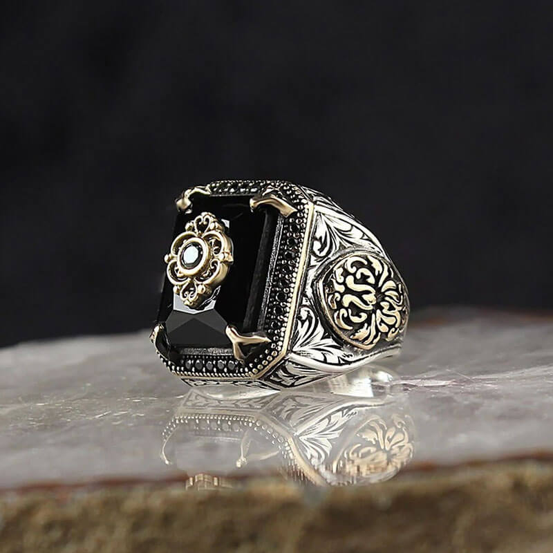 Retro Obsidian Men's Silver Ring