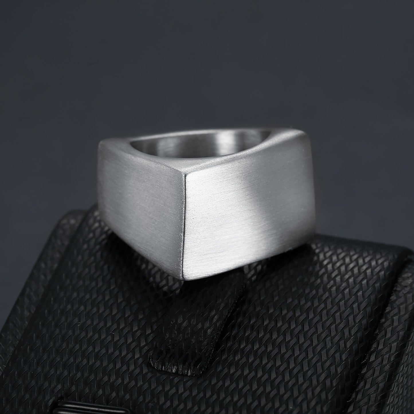 Domineering Irregular Men's Titanium Steel Ring