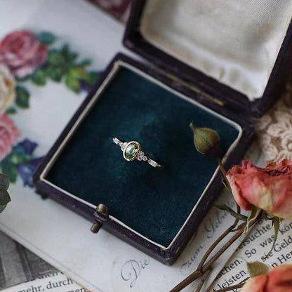 Peridot Vintage Golden Ring