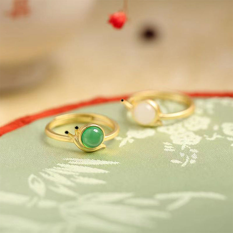 Niche Design Snail Jade Ring