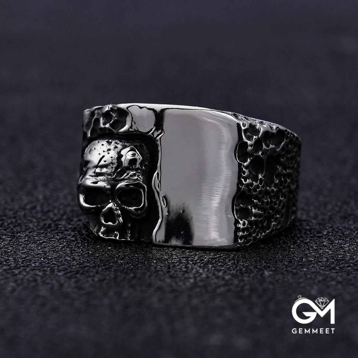 Titanium Steel Features Skull Design Sense Ring