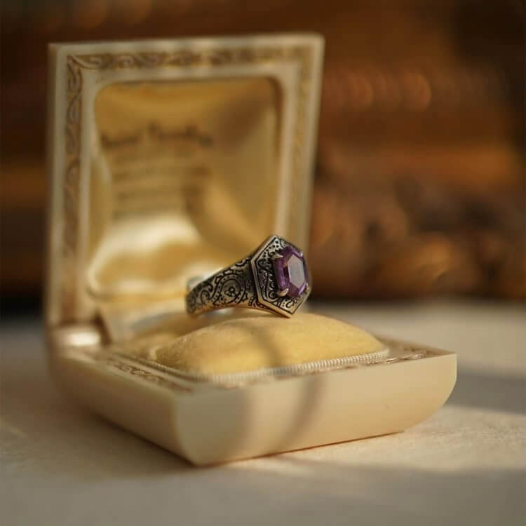 Retro Court Style Amethyst Ring