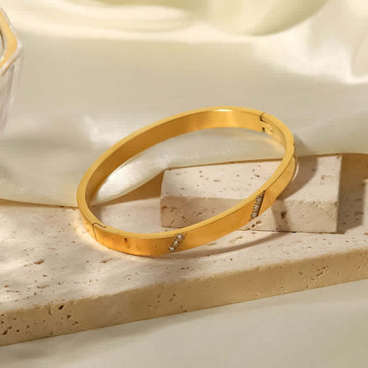 Women's Trending Gold Baguette Bracelet