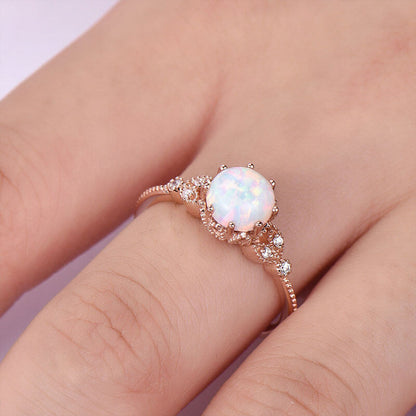 Vintage Prong Setting Moonstone Ring