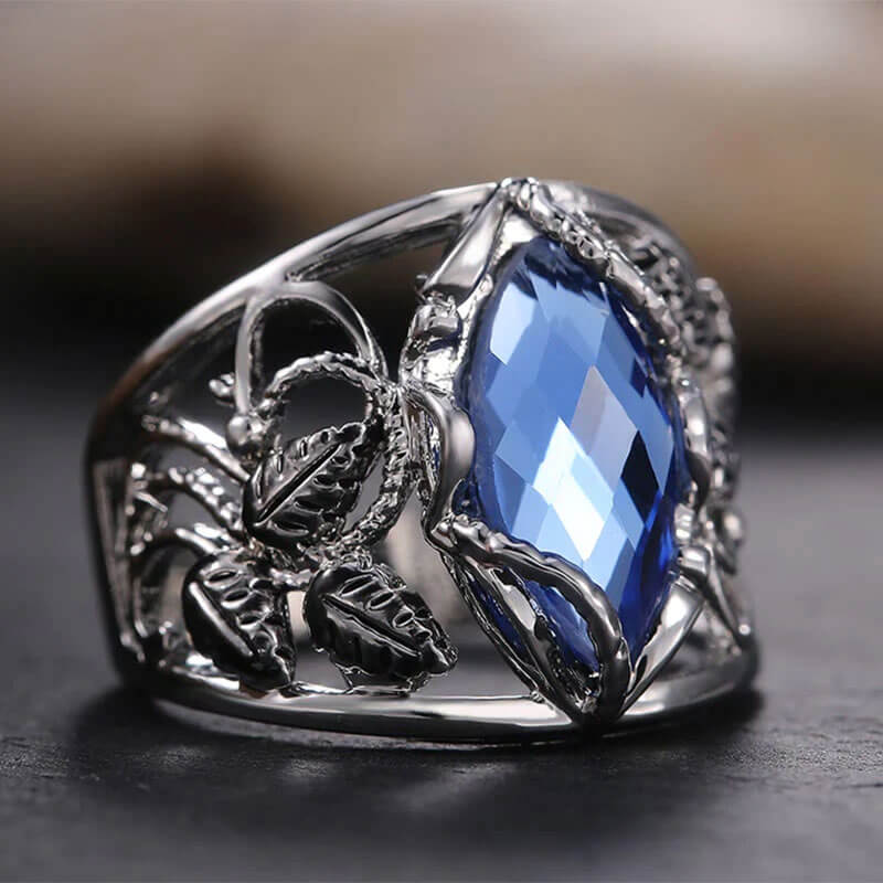 Luxury Sapphire Vintage Ring