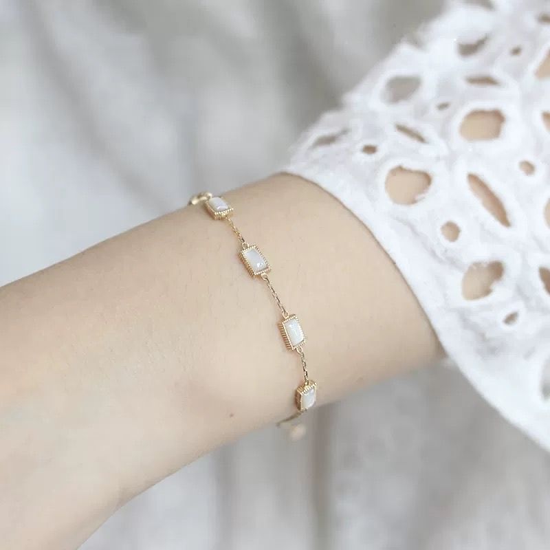 White Butterfly Shell Square Pearl Simple Vintage Bracelet