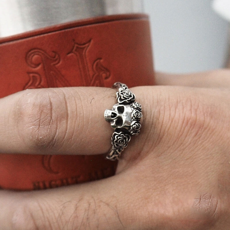 Black Rose Skull Adjustable Ring