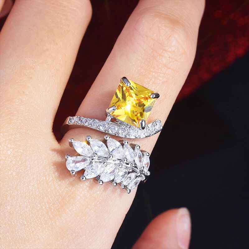 New Niche High-end Yellow Diamond Ring Radiant Ice Flower Cut Diamond Ring