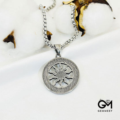 Simple Vintage Sun Wheel Flower Necklace