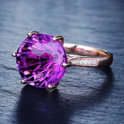 Six-claw Amethyst Colored Gemstone Fashion Temperament Ring