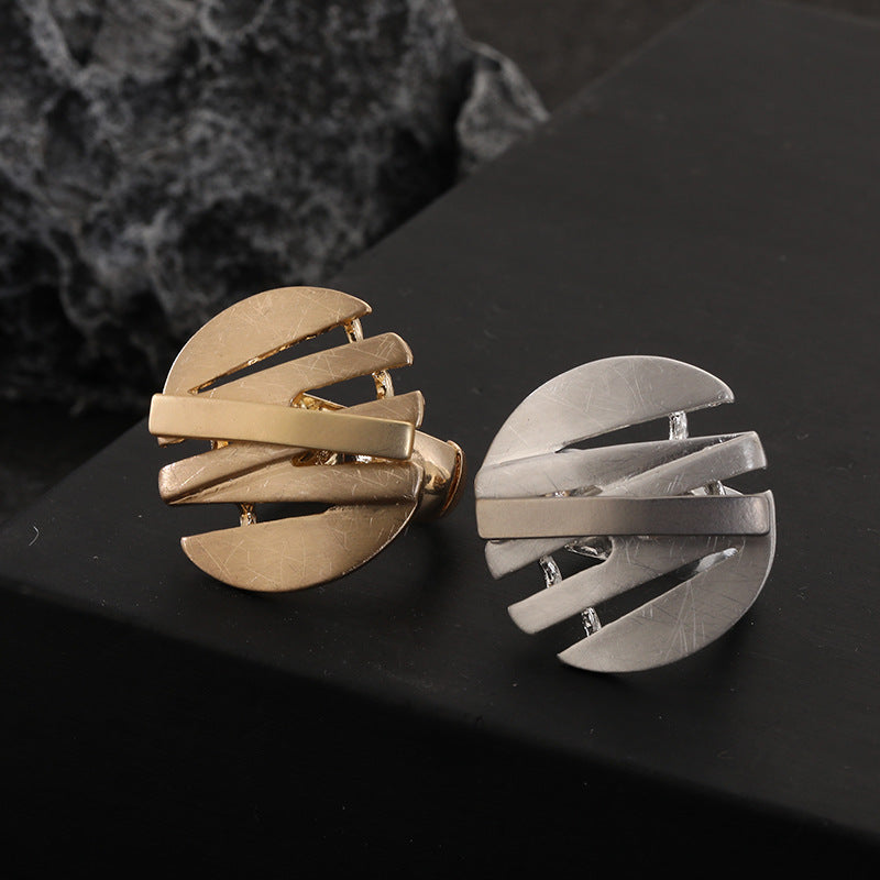 Ladies' Alloy Rings with Geometric Hollowed-out Loose-cut Fashion Trend Advanced