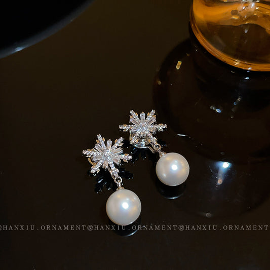 Zircon Snowflake Pearl Elegant Earrings