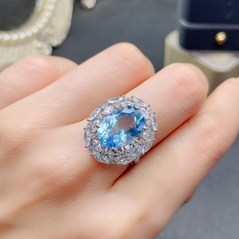 Imitation Natural Swiss Blue Topaz Ring Fashion Inlaid High Carbon Diamond Diamond Ring