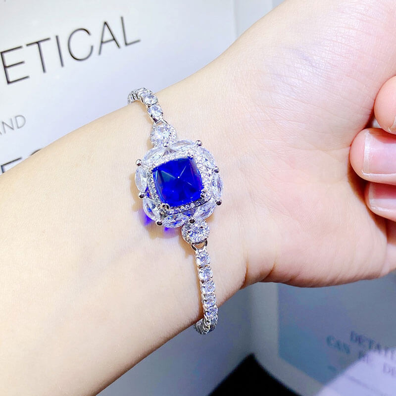 Temperament Cultivated Ruby Sugar Tower Cut Colored Treasure Bracelet High Carbon Diamond Emerald Royal Blue Diamond Bracelet