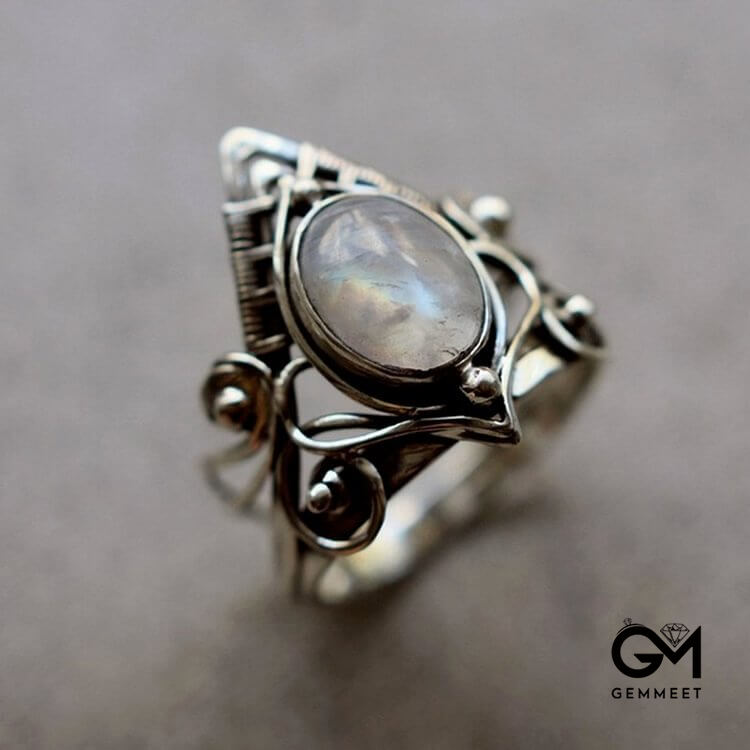 Simple Vintage Moonstone Ring