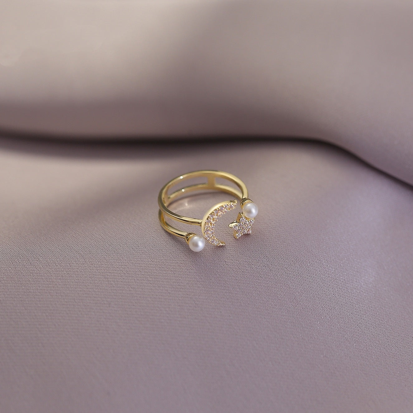 Retro Style Pearl Moon Star Zircon Ring