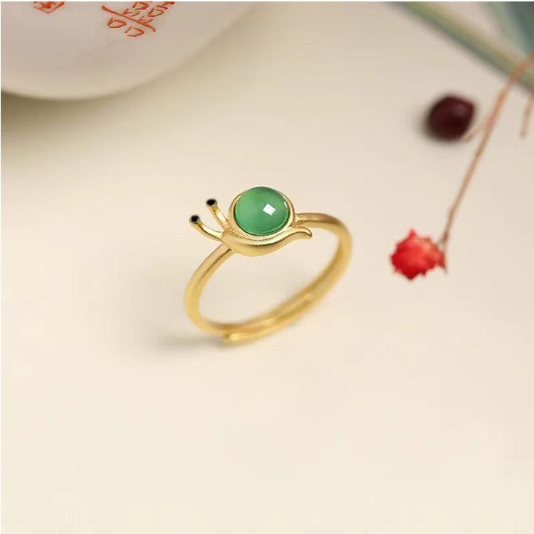 Niche Design Snail Jade Ring