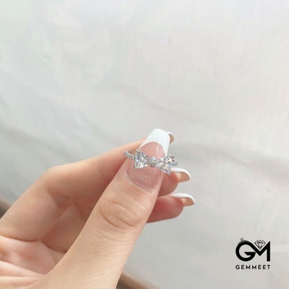 S925 Sterling Silver Bow Fat Triangle White Zircon Ring