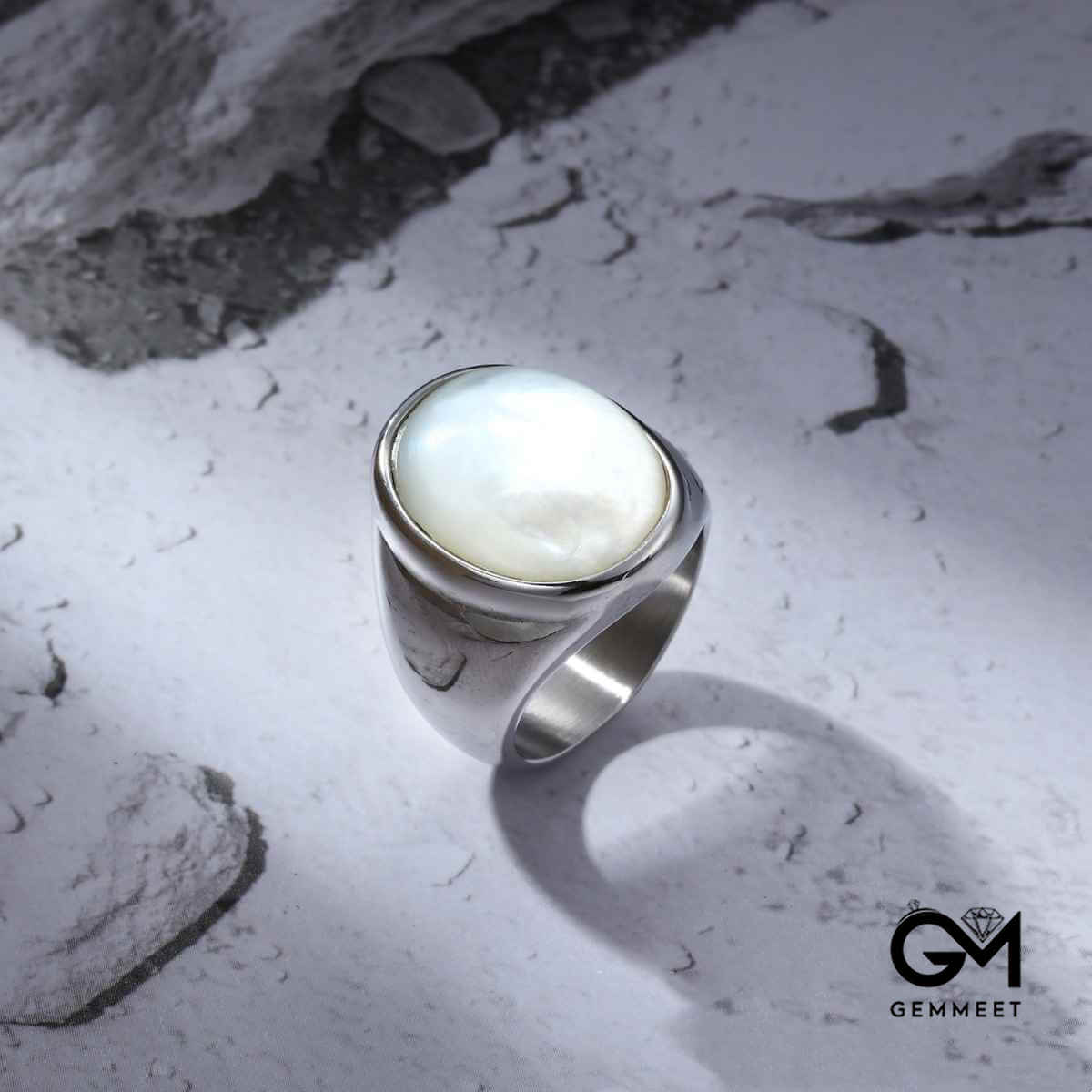 Simple Stainless Steel Shell Ring