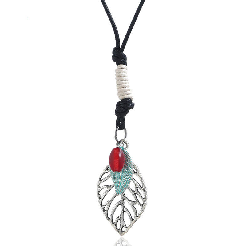 Retro Geometric Minimalist Leaf All-match Temperament Necklace