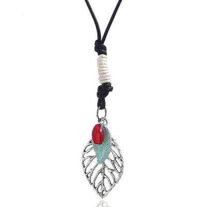 Retro Geometric Minimalist Leaf All-match Temperament Necklace