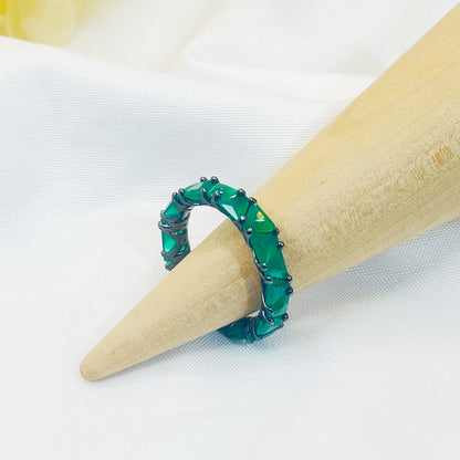 Simple Inlaid Dark Green Zircon Ring