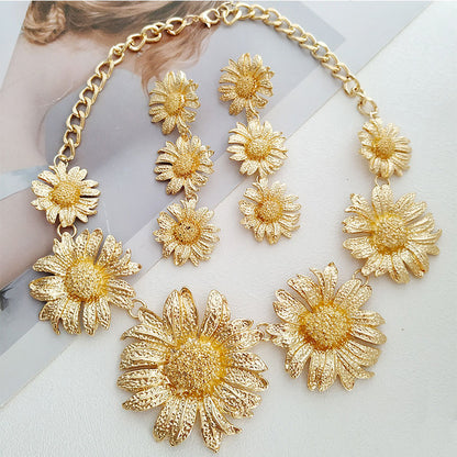 Vintage Daisy Fashion Mosaic Flower Earrings Necklace Set