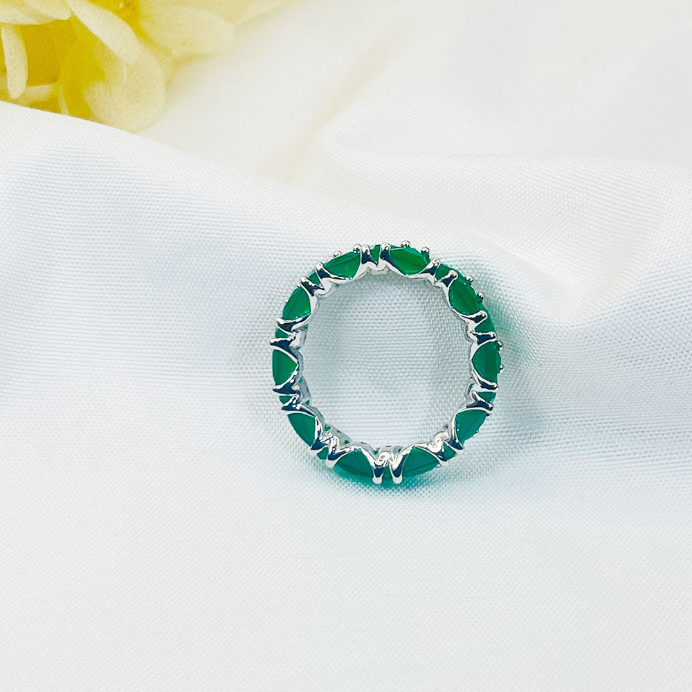 Simple Inlaid Green Zircon Ring