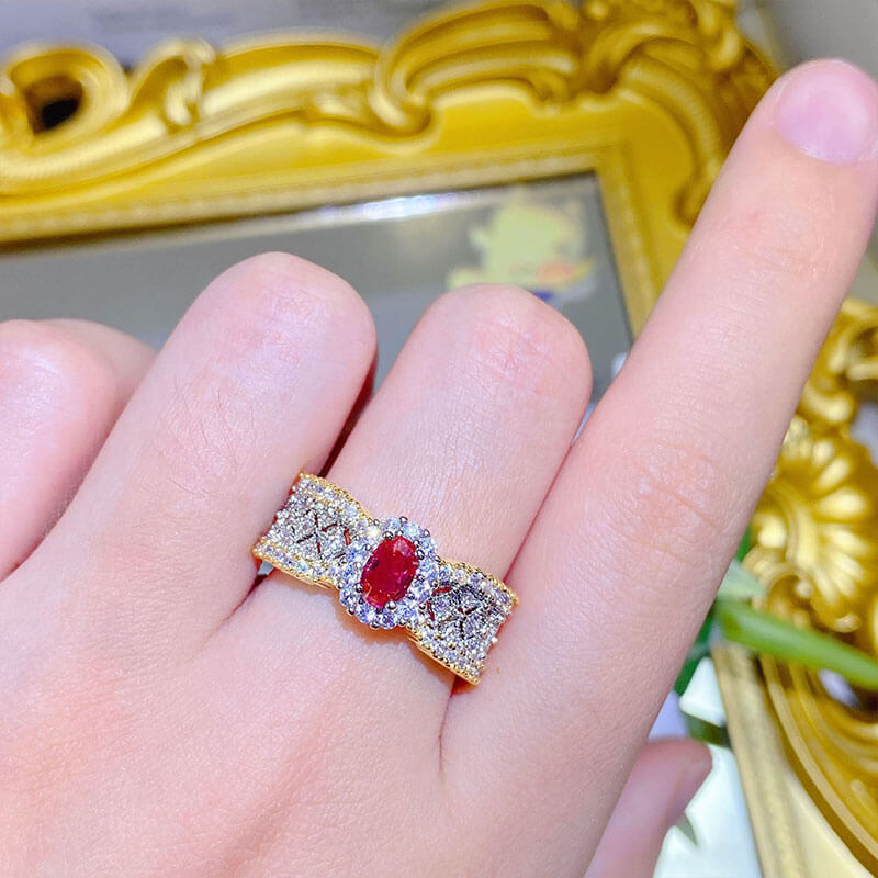 Textured Carved Gold Lace Two-tone Gold Emerald Ring with Diamonds