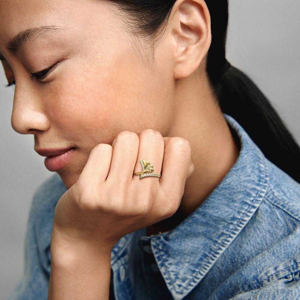 Ginkgo Biloba Dance Electroplated Copper Gold Plated Zircon Ring