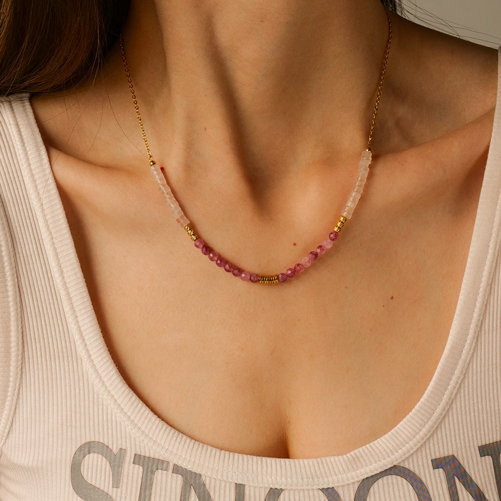 Niche Pink Stone Pendant Beaded Necklace