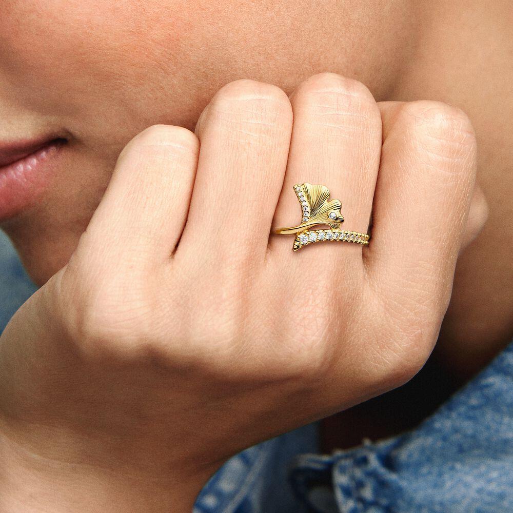 Ginkgo Biloba Dance Electroplated Copper Gold Plated Zircon Ring