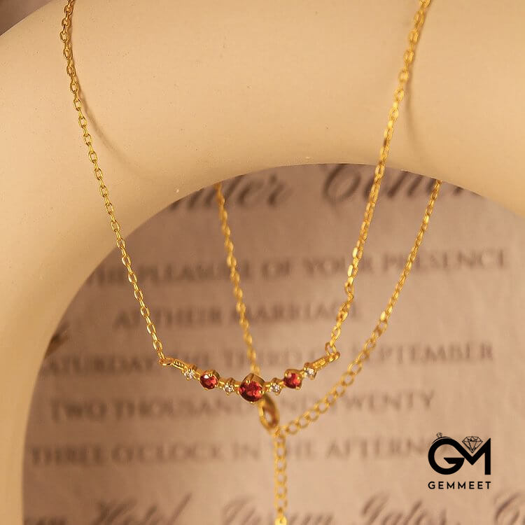 "Symbol of Independence" Garnet Diamond Necklace