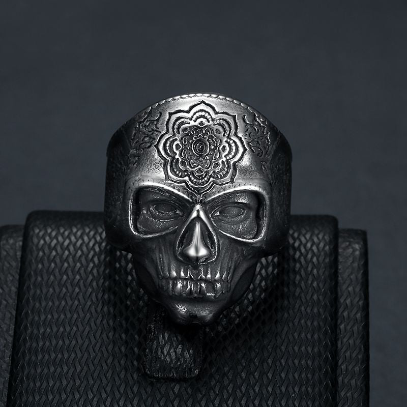 Halloween Retro Punk Carved Skull Domineering Men's Ring