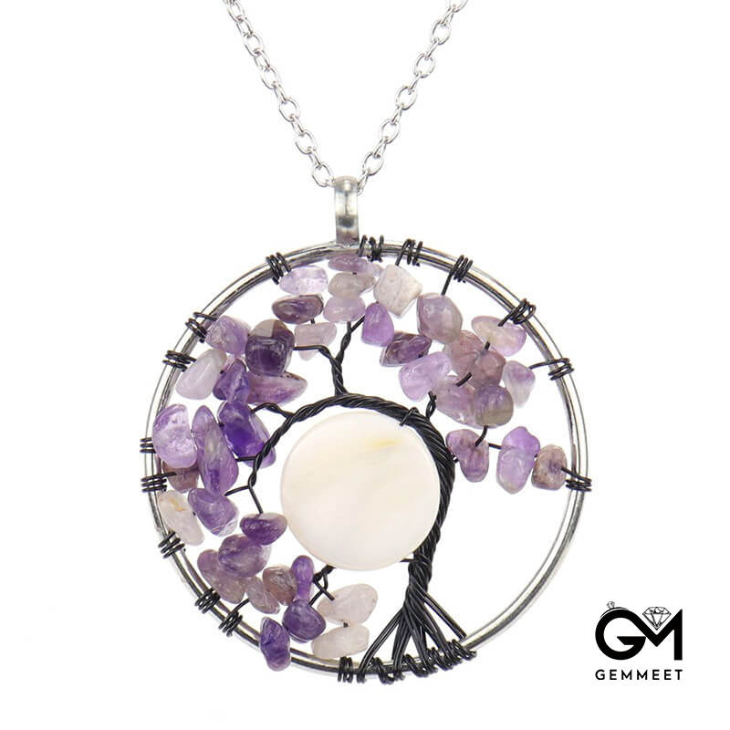 Wound Shell Curved Crystal Necklace