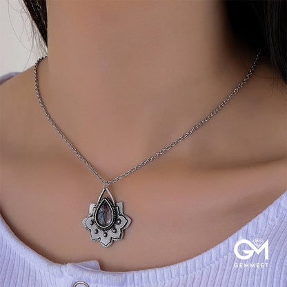 Double Lotus Opal Necklace