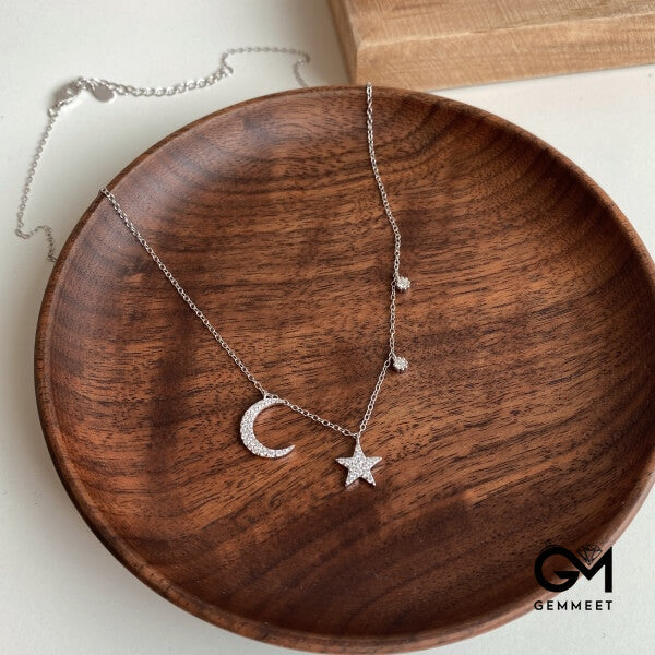 S925 Sterling Silver White Round Zircon Inlaid Star Moon Necklace