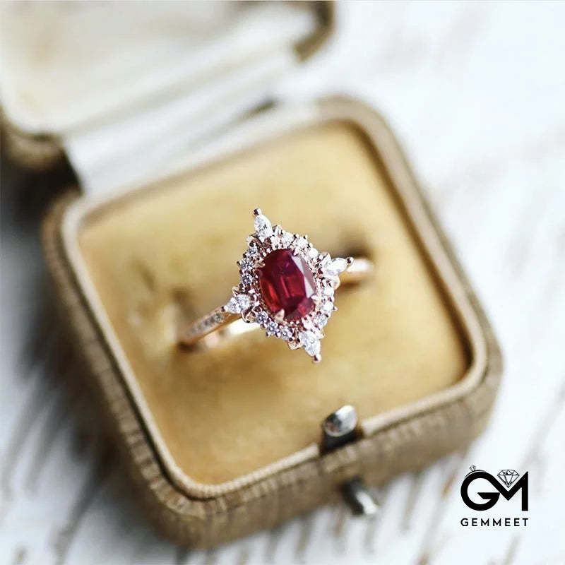 Vintage Ruby "Miss Rose" Atmosphere Ring