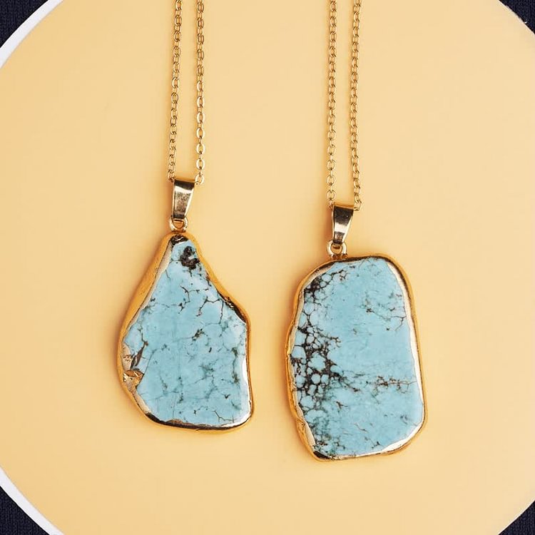 Delicate Irregular Turquoise Necklace