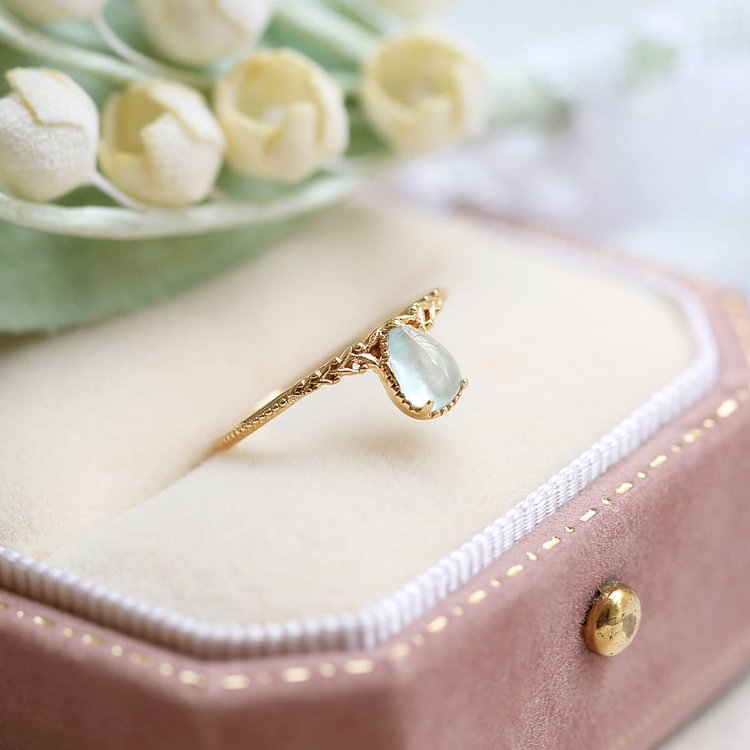 Natural Aquamarine Water Drop Leaf Ring