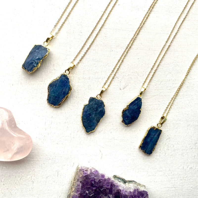 Delicate Natural Blue Crystal Irregular Necklace