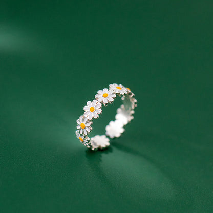 Fashion Simple Little Daisy Ring