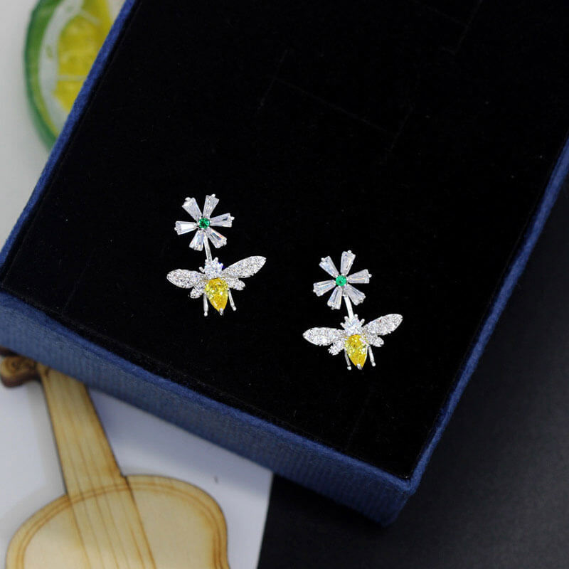 Bee Earrings Femininity Simple Rhinestone Flower Daisy Earrings