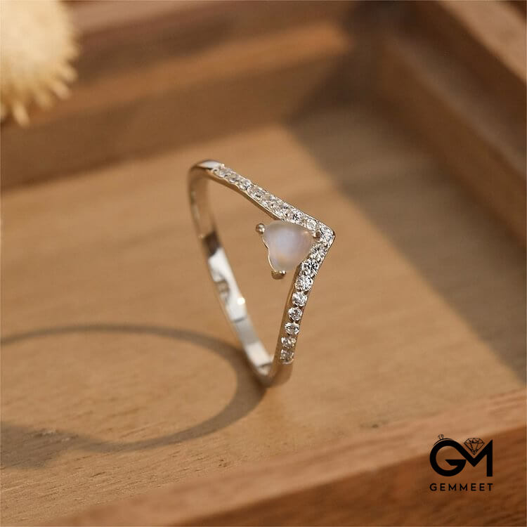 Heart Shape Moonstone Design Ring