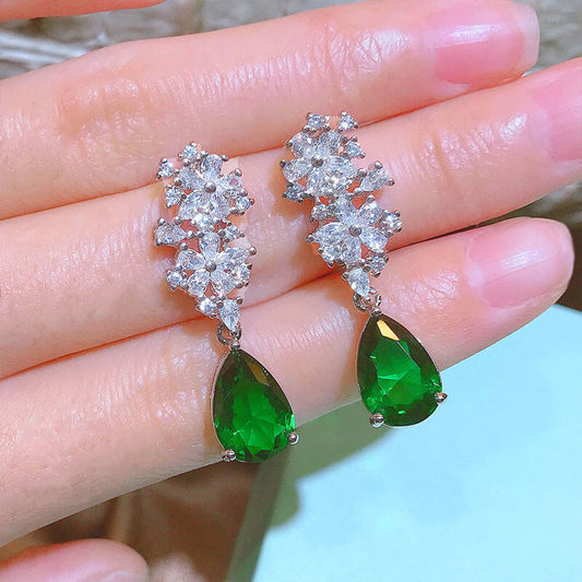 Long Fashion Teardrop Pear Stud Earrings Emerald Colored Treasure Earrings